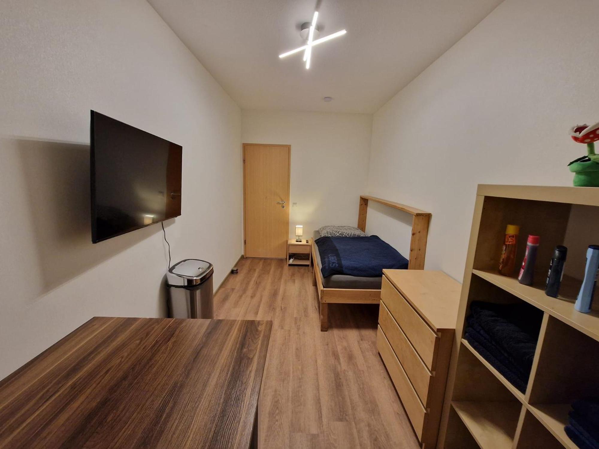 מפן Einzelzimmer In Ruhiger Lage --- Check-In Mit Schluesselkasten מראה חיצוני תמונה